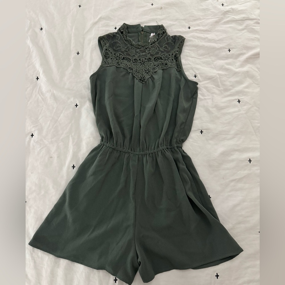 Elegant Green Lace Trim Jumpsuit